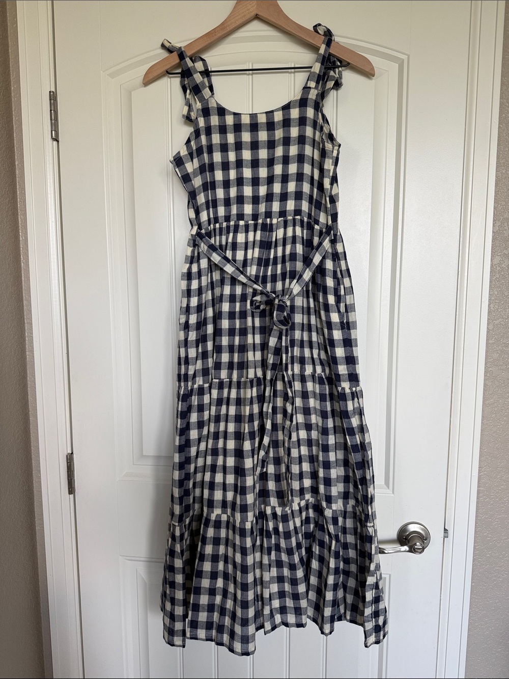 Little Cottonwood Magnolia Gingham Tie-Shoulder Midi Dress - Navy & White XS - Picture 7 of 13